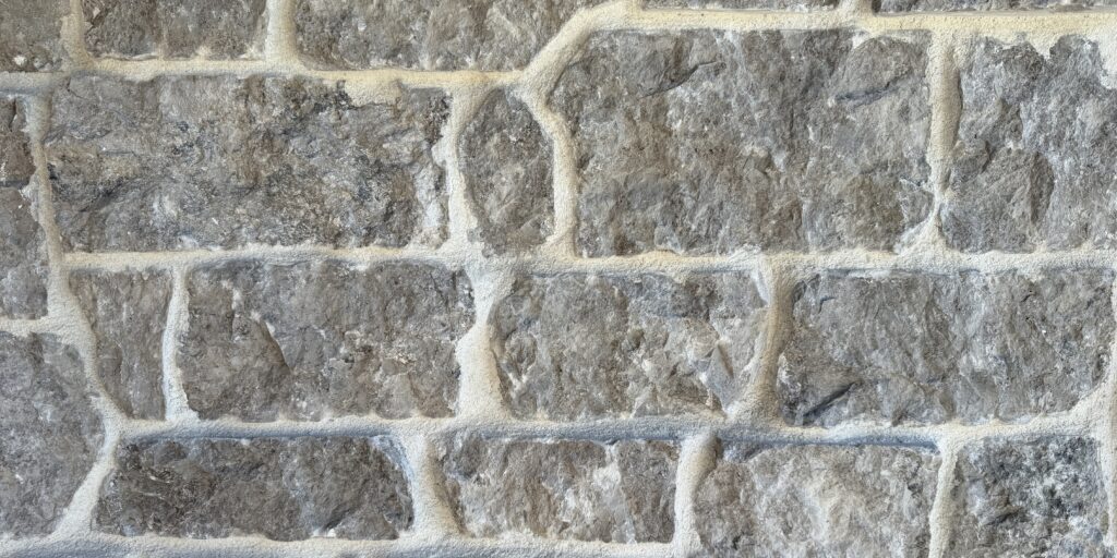 Southwest Gray Sawcut Natural Stone