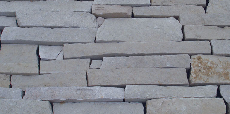 SmokeyLedgestone-CS